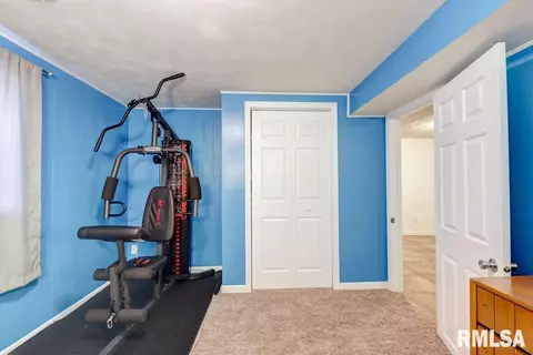 2604 E Griffiths Ave, Springfield, IL 62702 photo 11