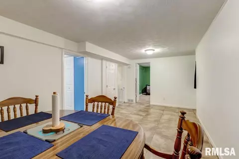 2604 E Griffiths Ave, Springfield, IL 62702 photo 13