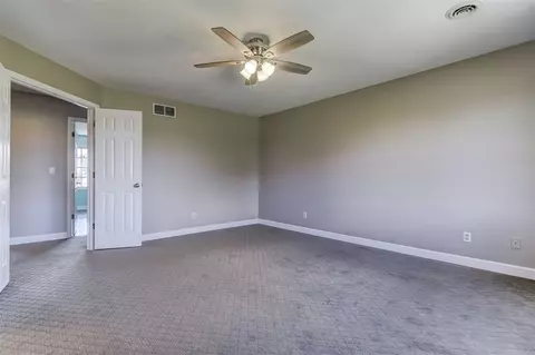6413 Stonehaven Rdg, Springfield, IL 62711 photo 18