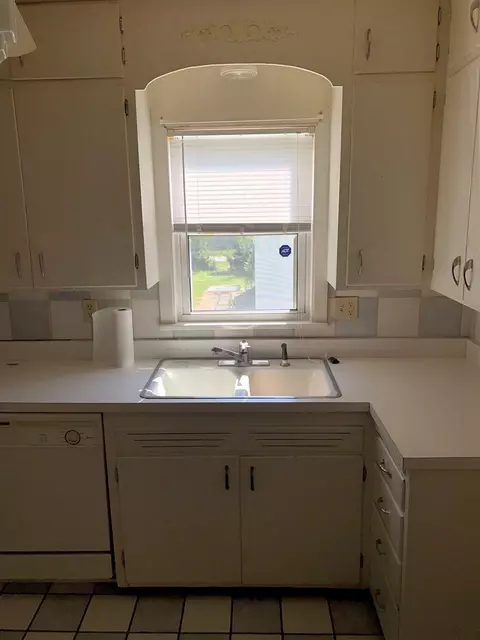 2552 S 10th St, Springfield, IL 62703 photo 7