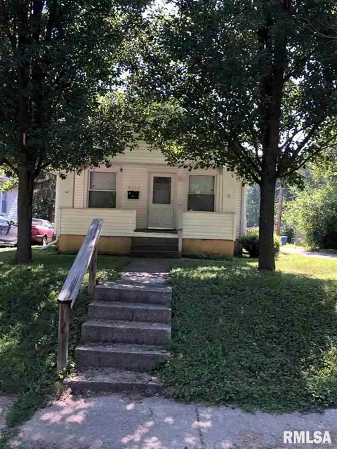 2552 S 10th St, Springfield, IL 62703 photo 11