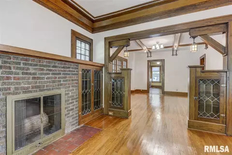 900 S Macarthur Blvd, Springfield, IL 62704 photo 5