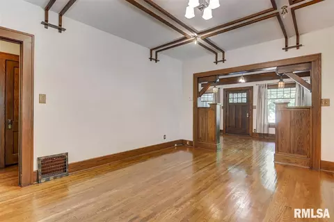900 S Macarthur Blvd, Springfield, IL 62704 photo 8