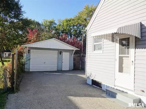 2006 Hood St, Springfield, IL 62703 photo 25