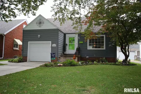 1516 W Edwards St, Springfield, IL 62704 photo 4