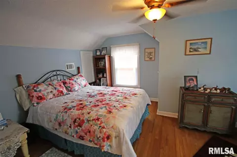 1516 W Edwards St, Springfield, IL 62704 photo 9