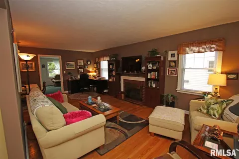 1516 W Edwards St, Springfield, IL 62704 photo 20