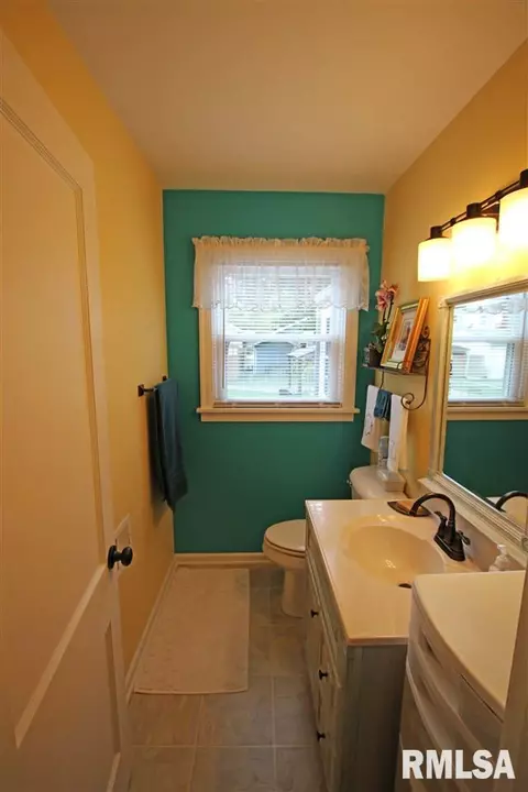 1516 W Edwards St, Springfield, IL 62704 photo 32