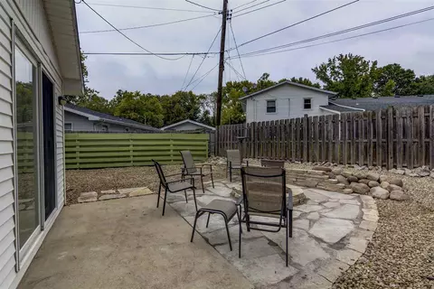 1733 W Jackson St, Springfield, IL 62704 photo 33