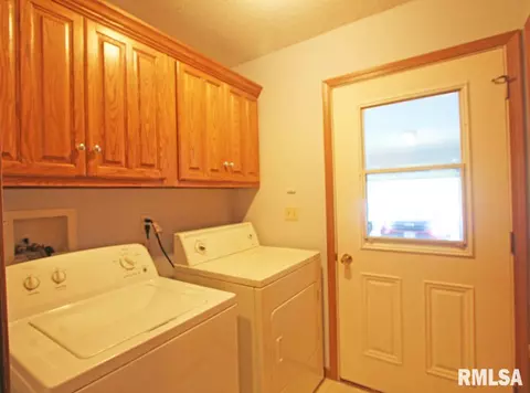 2230 N 1st S St, Springfield, IL 62702 photo 22