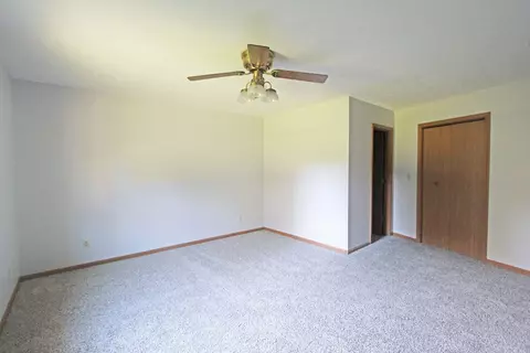 2230 N 1st S St, Springfield, IL 62702 photo 13