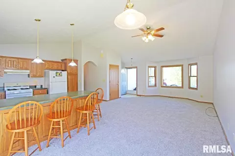 2230 N 1st S St, Springfield, IL 62702 photo 11