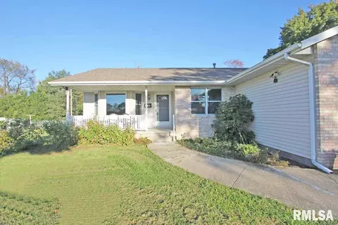 2230 N 1st S St, Springfield, IL 62702 photo 3
