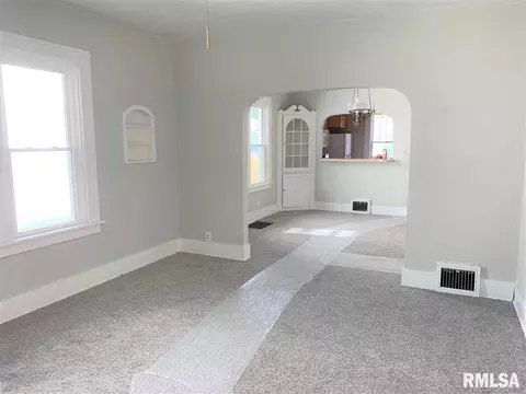 2138 N 5th St, Springfield, IL 62702 photo 6