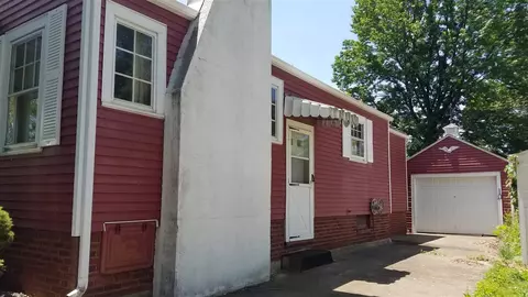2349 S 7th St, Springfield, IL 62703 photo 18