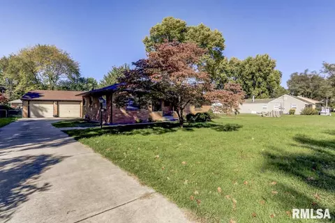 3121 S 2nd St, Springfield, IL 62703 photo 2