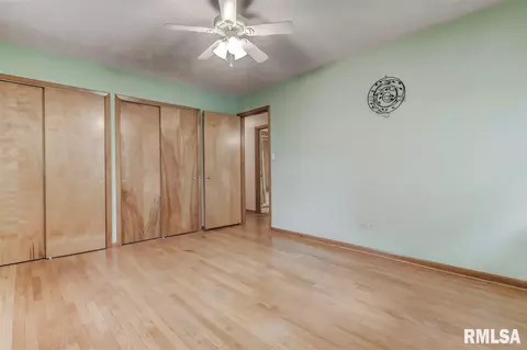 2424 Parkview Dr, Springfield, IL 62704 photo 8