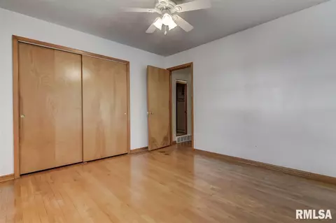 2424 Parkview Dr, Springfield, IL 62704 photo 27