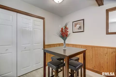 2256 Watch Ave, Springfield, IL 62702 photo 10