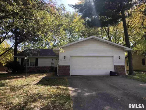2018 Austin Dr E, Springfield, IL 62711 photo 1
