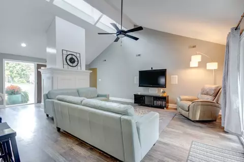 9 Hyde Park Park, Springfield, IL 62703 photo 6