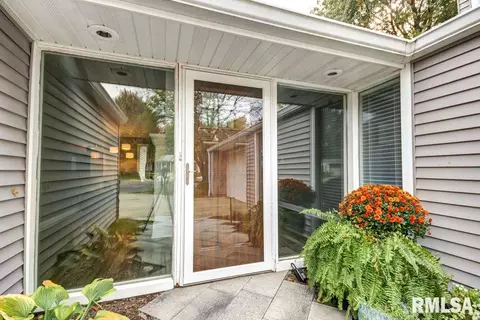 9 Hyde Park Park, Springfield, IL 62703 photo 5