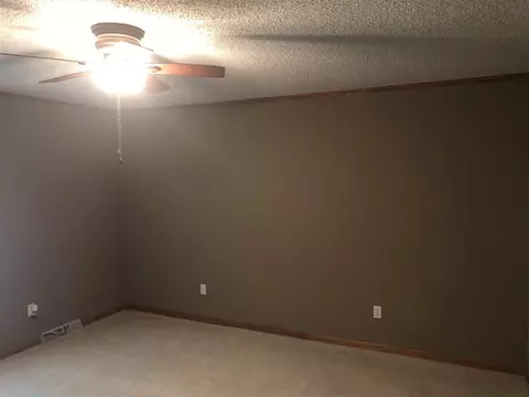 59 Roundtable Rd, Springfield, IL 62704 photo 10