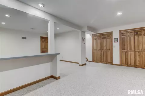 224 Old Tippecanoe Dr, Springfield, IL 62711 photo 25