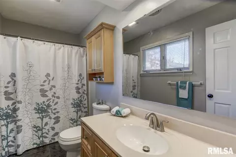 301 Yeoman Dr, Springfield, IL 62704 photo 15