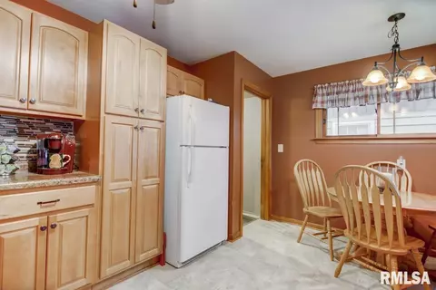 1227 N Rutledge St, Springfield, IL 62702 photo 7