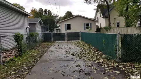 1827 S 5th St, Springfield, IL 62703 photo 17