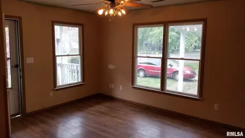 1827 S 5th St, Springfield, IL 62703 photo 12