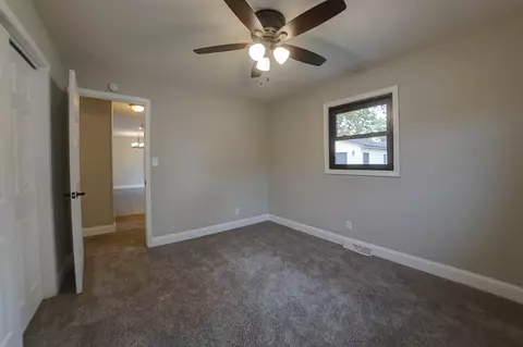 1812 Wolfe St, Springfield, IL 62702 photo 12