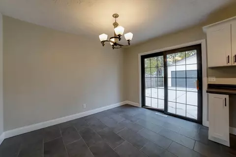 1812 Wolfe St, Springfield, IL 62702 photo 8