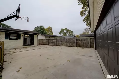 1812 Wolfe St, Springfield, IL 62702 photo 34
