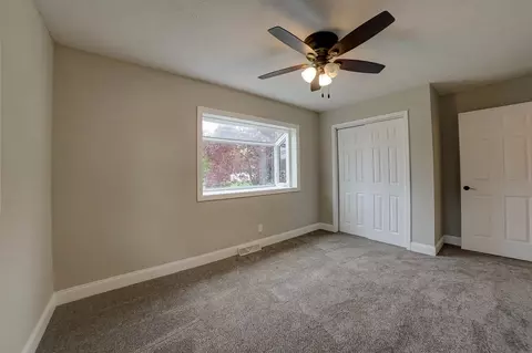 1812 Wolfe St, Springfield, IL 62702 photo 16