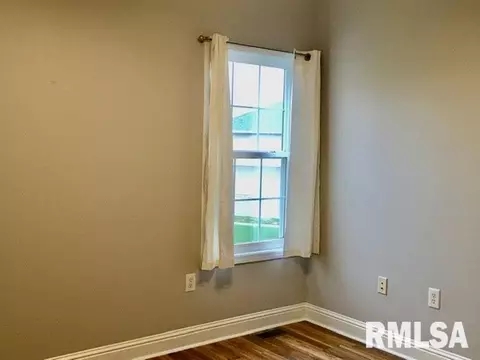 232 Independence Blvd, Chatham, IL 62629 photo 13