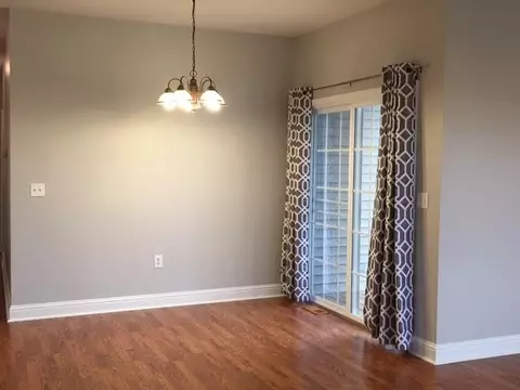232 Independence Blvd, Chatham, IL 62629 photo 9