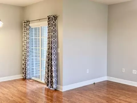 232 Independence Blvd, Chatham, IL 62629 photo 8
