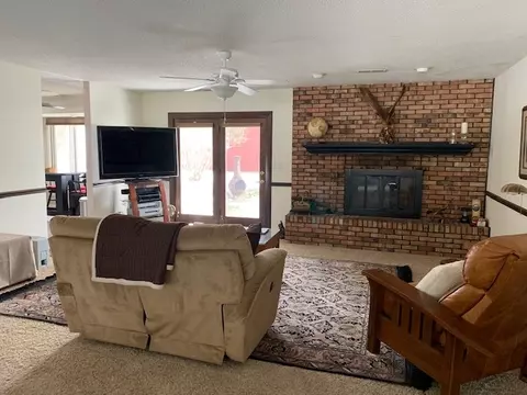 242 Cravens Rd, Springfield, IL 62707 photo 5