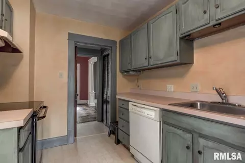 1727 S 4th St, Springfield, IL 62704 photo 11