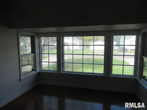 2148 E Grandview Ave, Springfield, IL 62702 photo 5