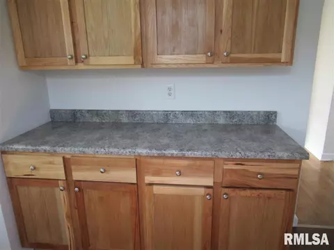 2148 E Grandview Ave, Springfield, IL 62702 photo 10