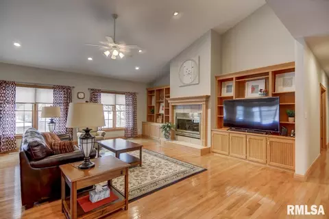 5 The Elms Ln, Springfield, IL 62712 photo 5