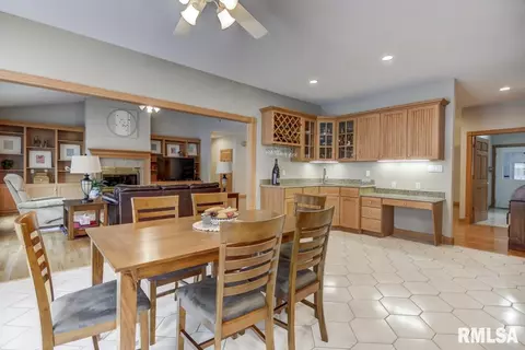 5 The Elms Ln, Springfield, IL 62712 photo 14