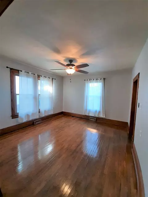 1911 S 4th St, Springfield, IL 62703 photo 10