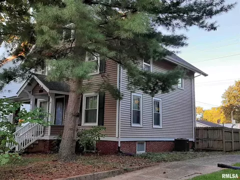 1911 S 4th St, Springfield, IL 62703 photo 4