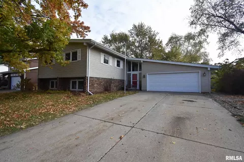 32 Crusaders Rd, Springfield, IL 62704 photo 1