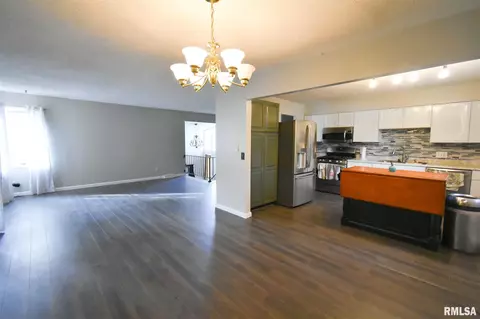 32 Crusaders Rd, Springfield, IL 62704 photo 6