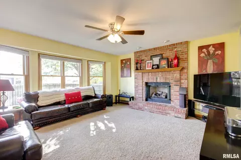 4628 Barrington Dr, Springfield, IL 62711 photo 7